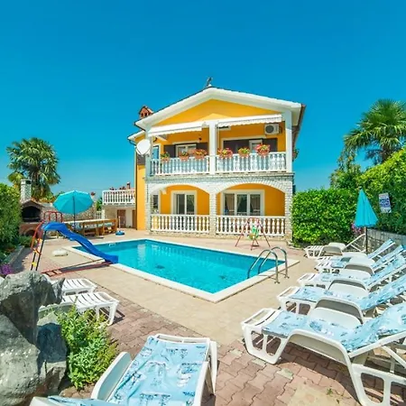 Villa Nedescina Nedescina