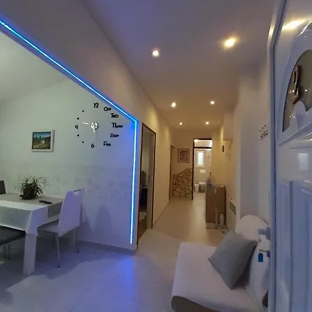 Villa Nedescina Apartment