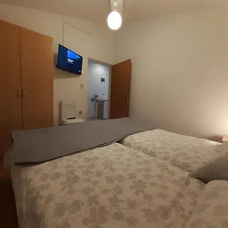 Villa Nedescina Apartment