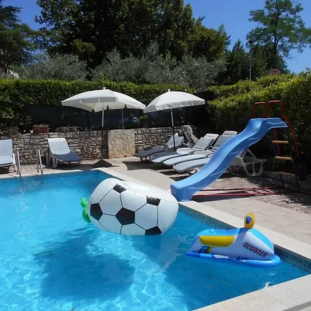Apartment Villa Nedescina *